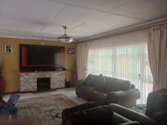 4 Bedroom Property for Sale in Headlands Eastern Cape